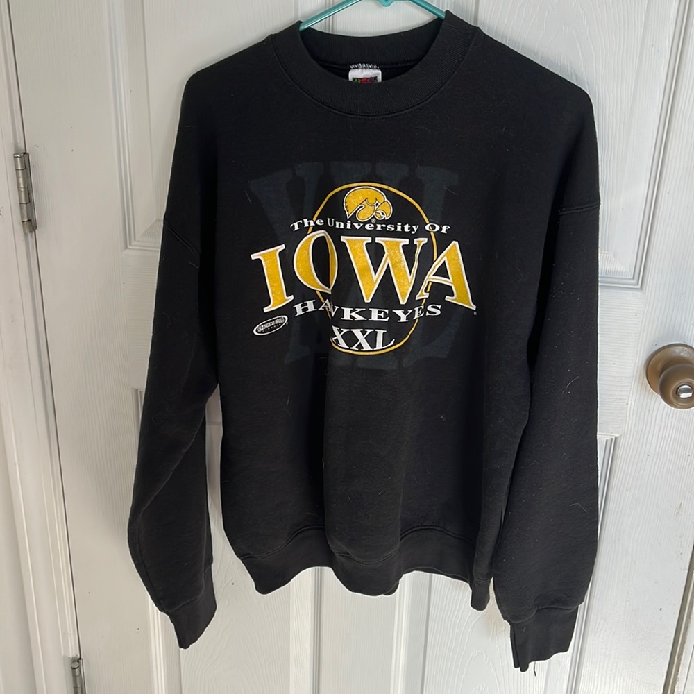 vintage University of Iowa Hawkeyes sweatshirt